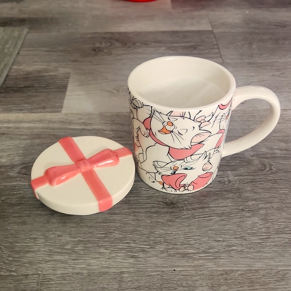 New Disney Aristocats Mug - Picture 2 of 2